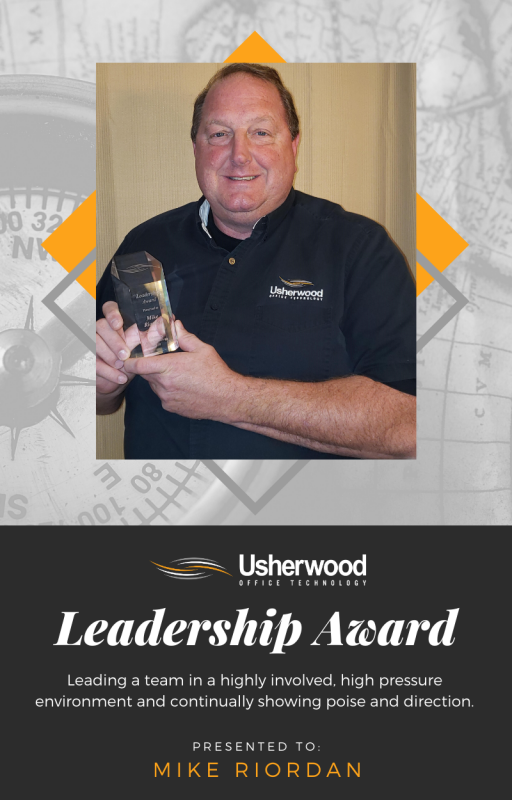 Mike Riordan Receives Leadership Award